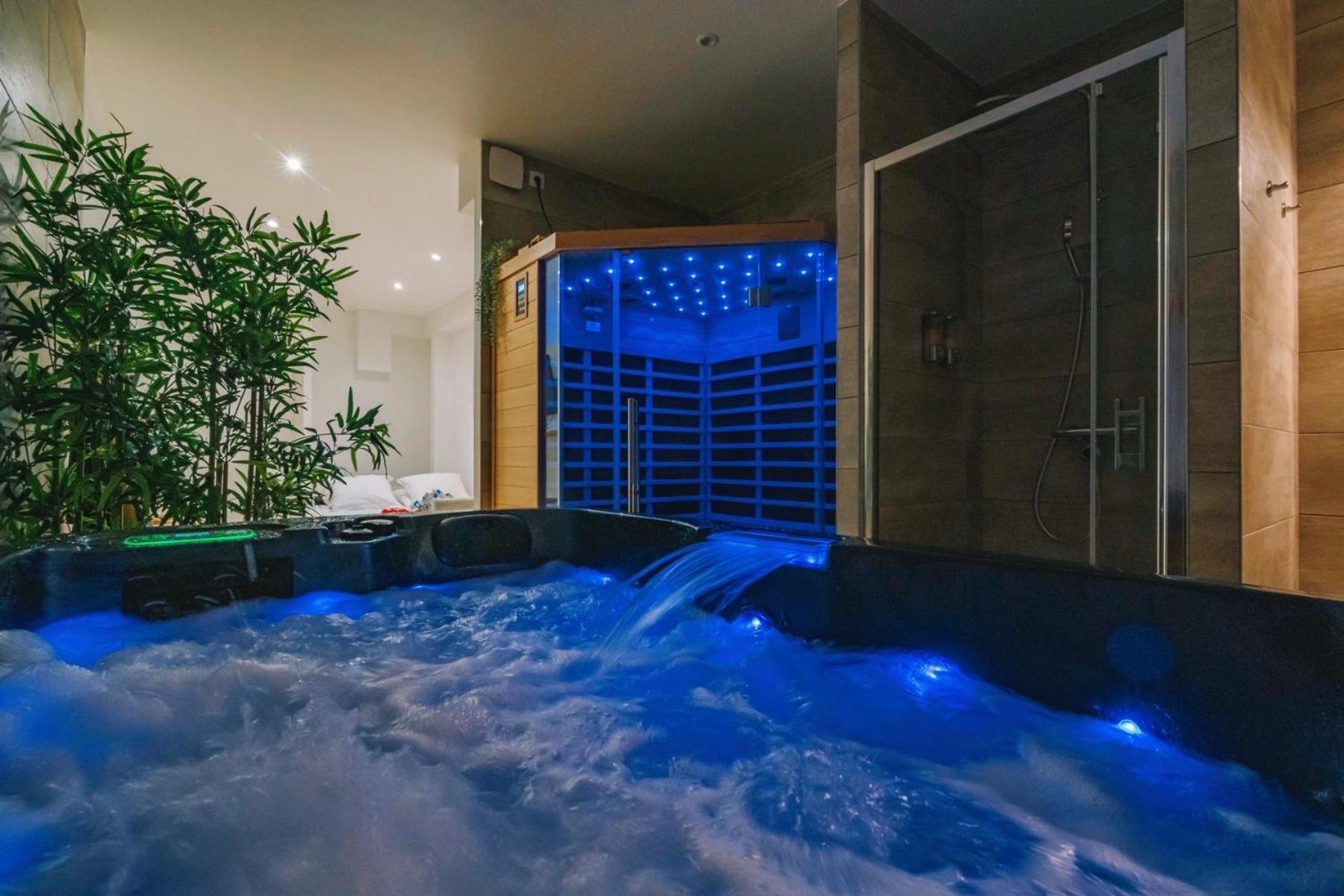 Spa Appartement O Temps Suspendu Reims Centre Sauna Et Jacuzzi Exterior foto